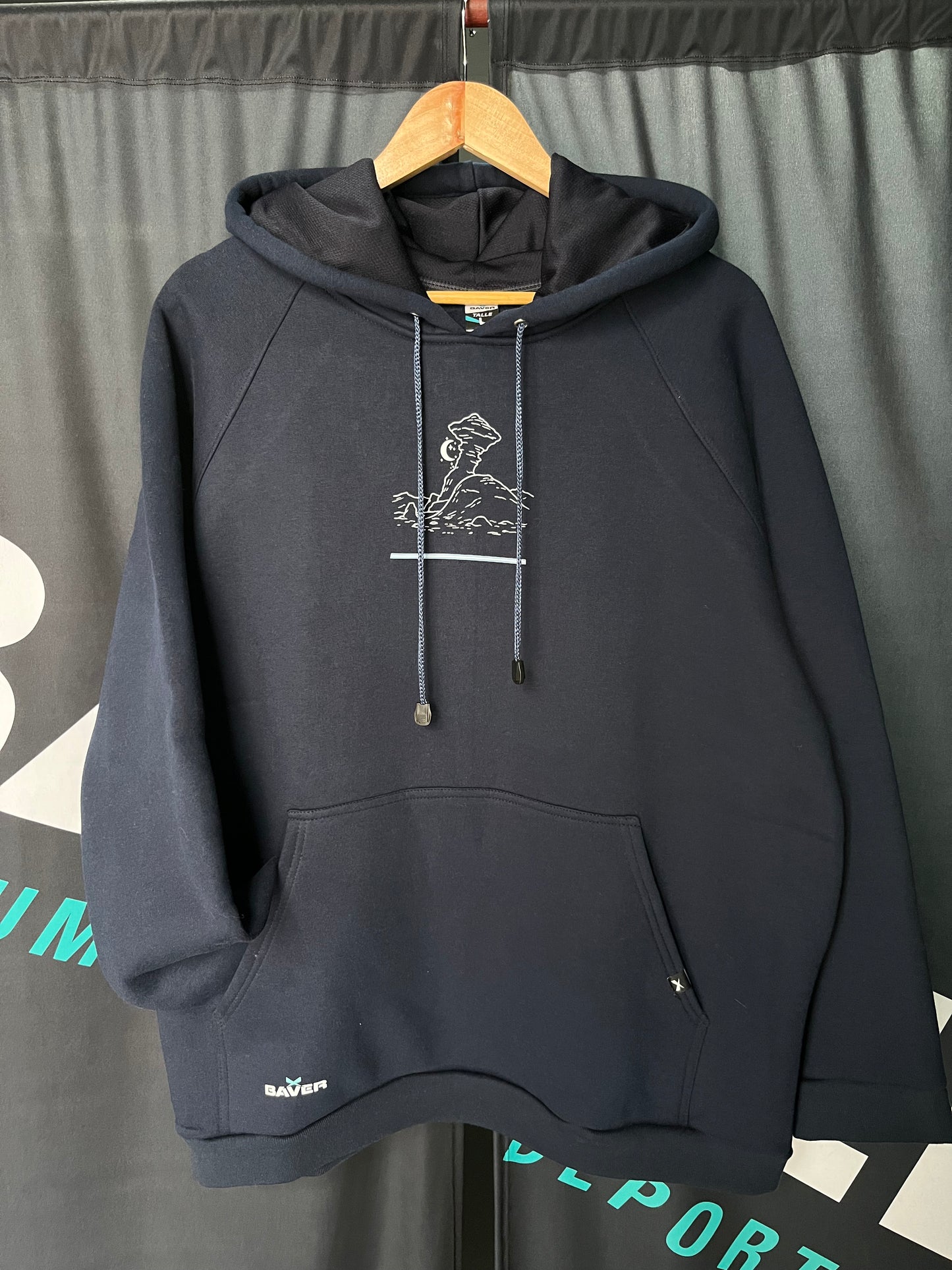 BUZO CANGURO CON CAPUCHA - ESTAMPADO - CÁPSULA SAN JUAN