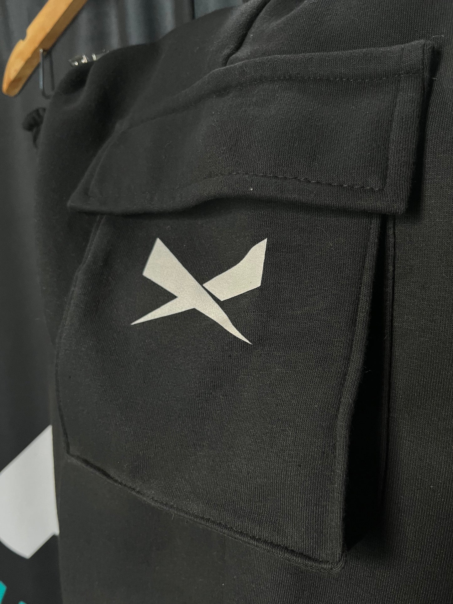 PANTALÓN BUZO